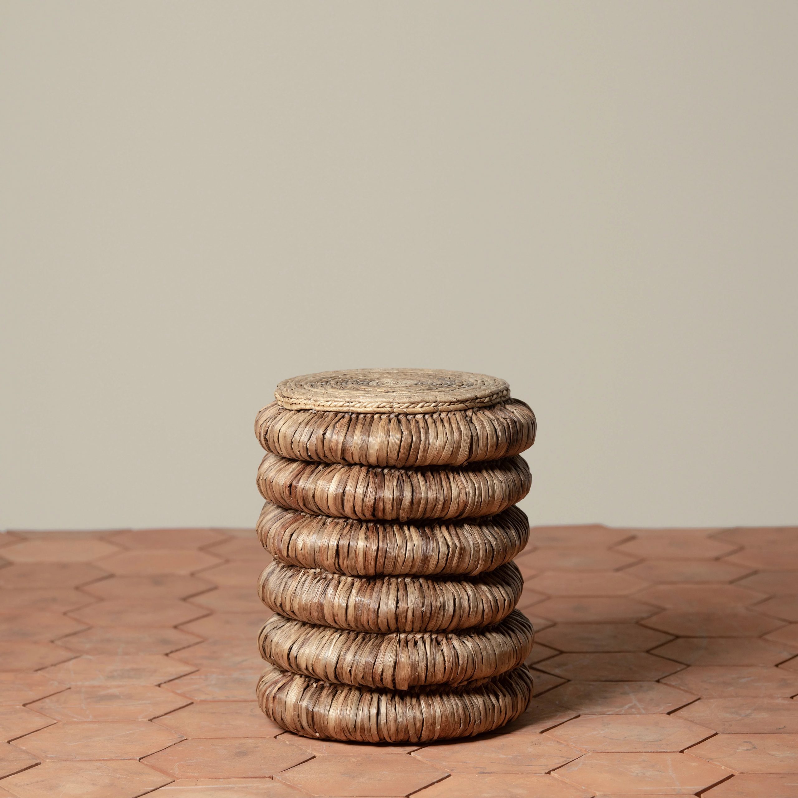 sol side table